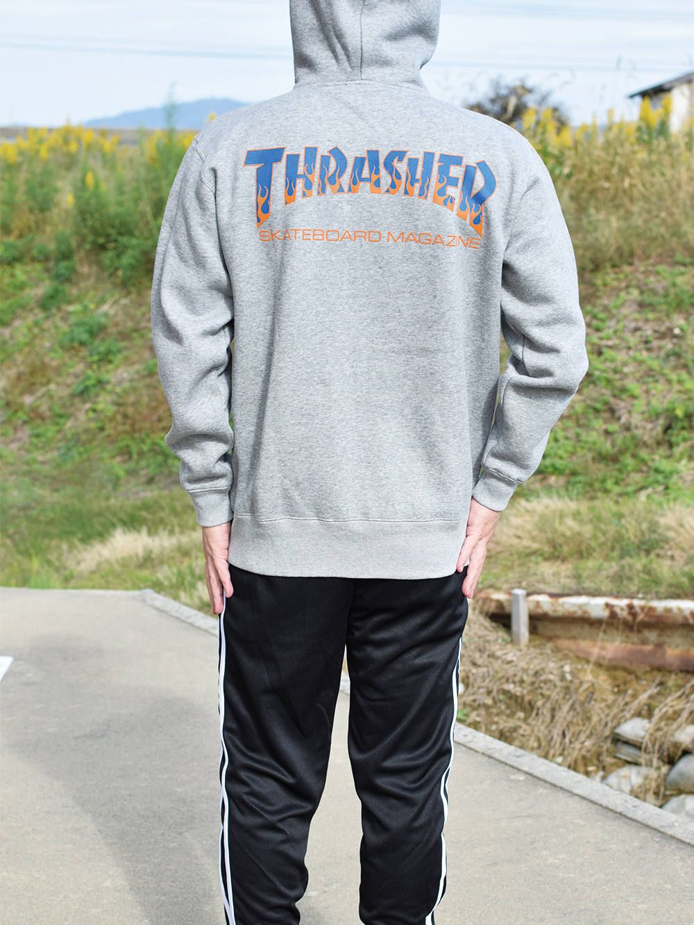 BBQ ZIP-HOOD SWEAT