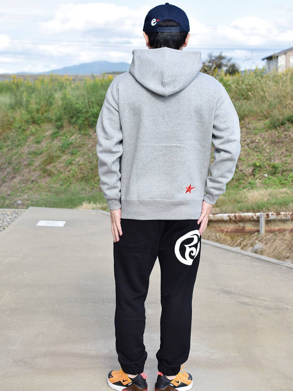 rg EMB hoody sweat