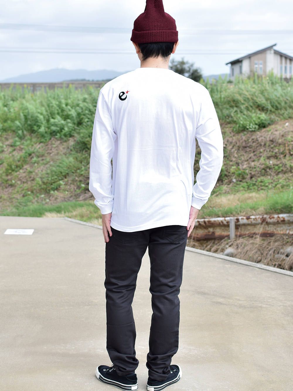 rg EMB L/S tee