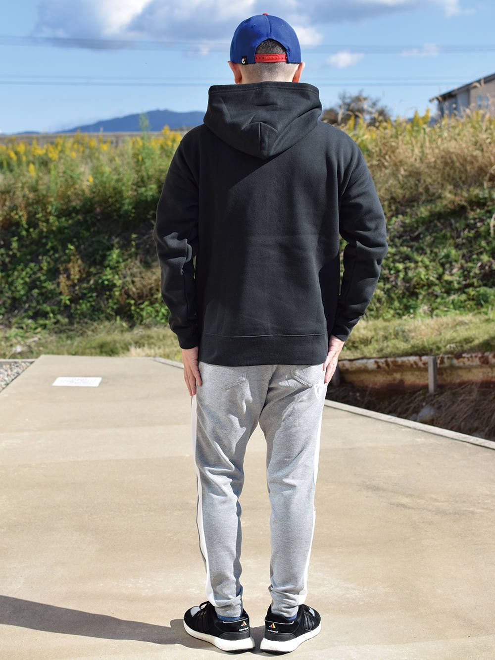 HOMETOWN-HOODIE