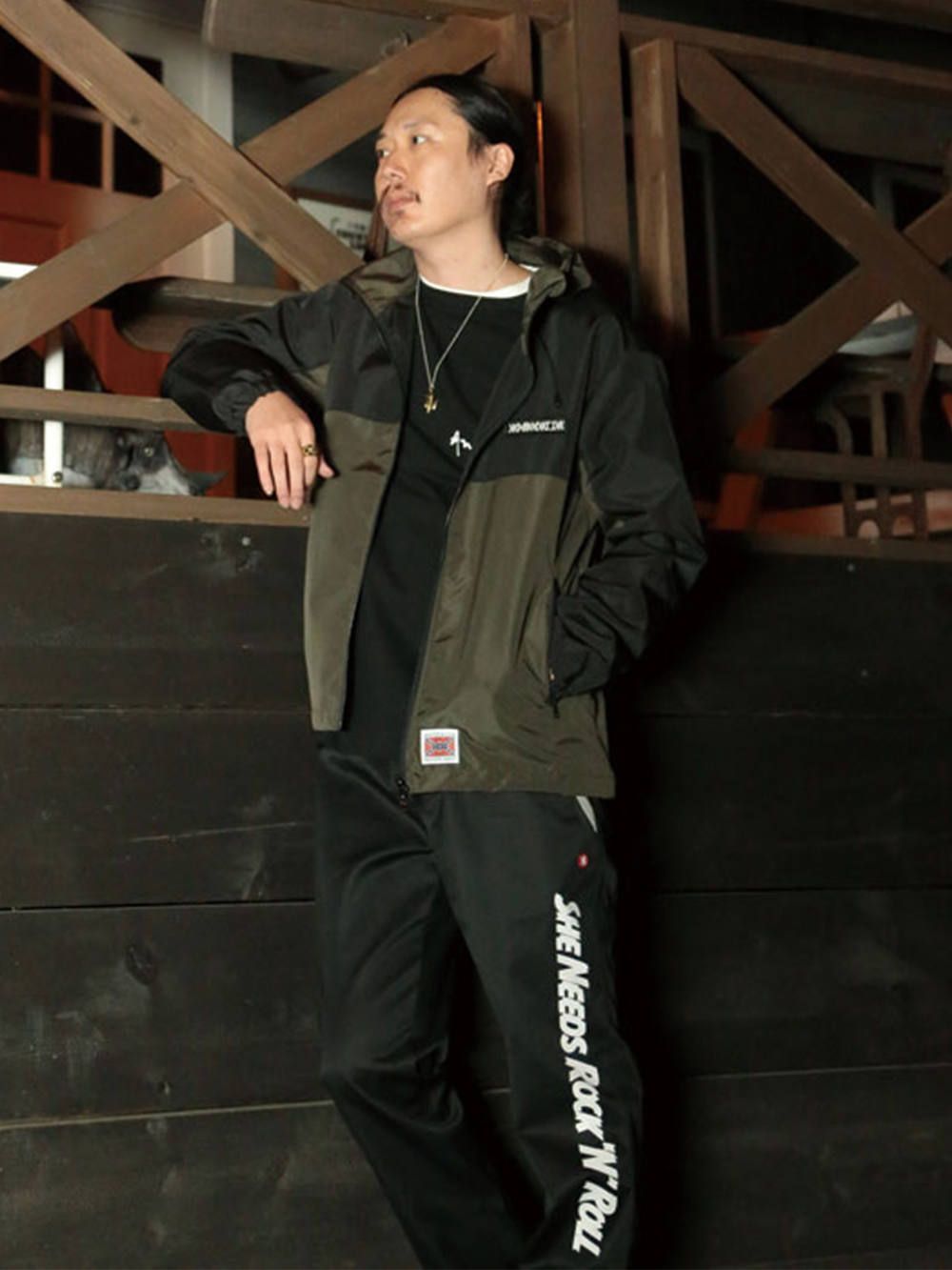 PARKA SHELL : LOGO
