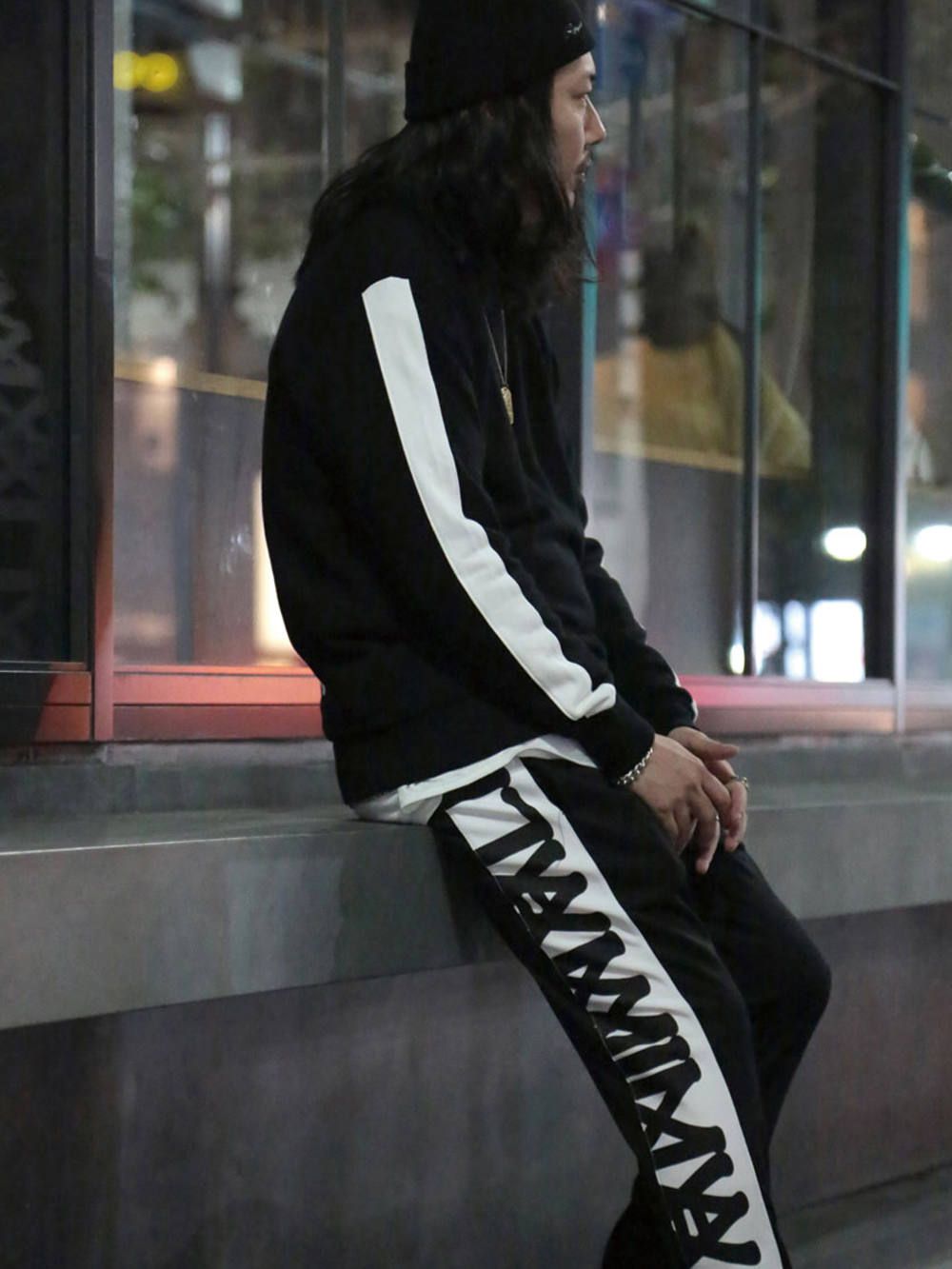 JOGGING PANTS : MISFIT