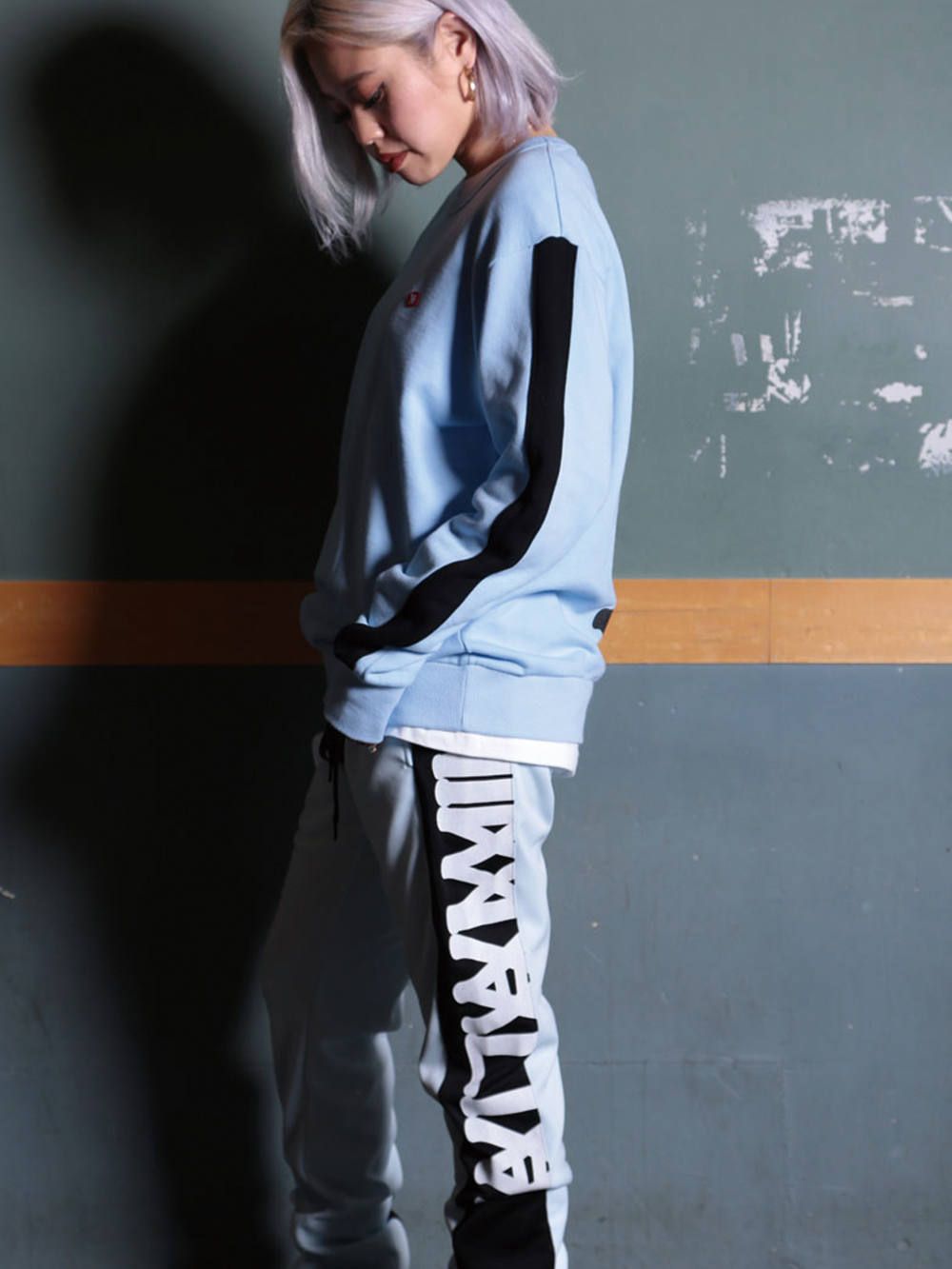 JOGGING PANTS : MISFIT