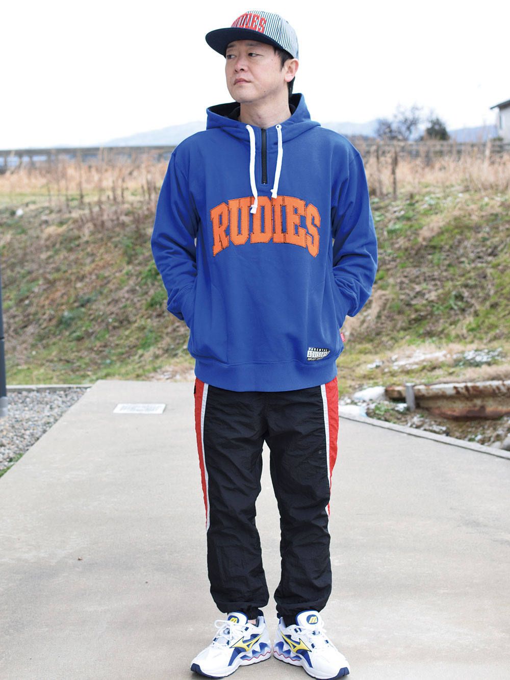 COLLEGE HALFZIPHOOD-SWEAT
