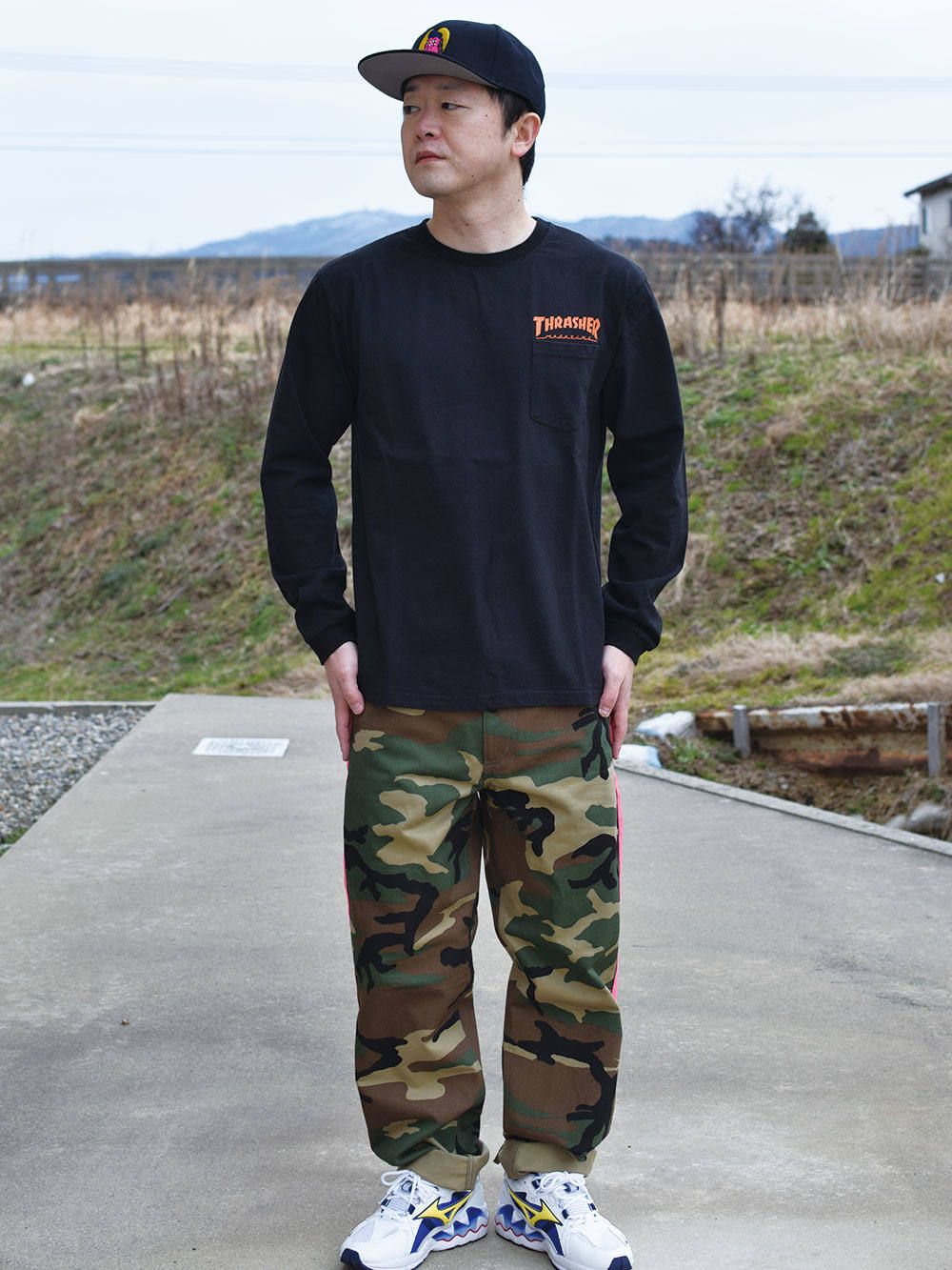 HOMETOWN POCKET L/S T-SHIRT