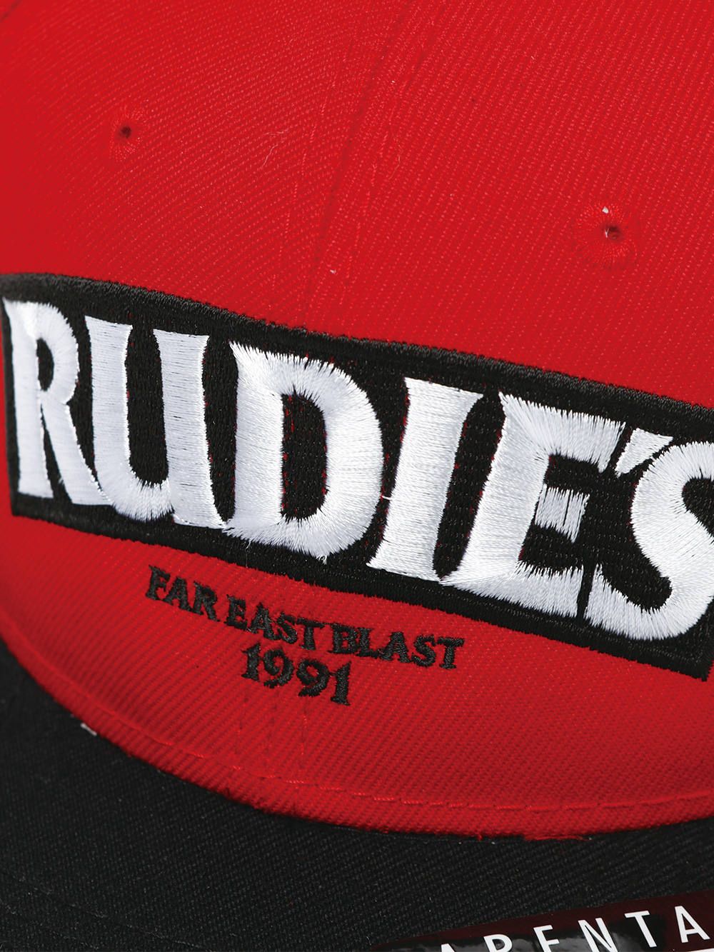 SLICK SNAPBACK-CAP