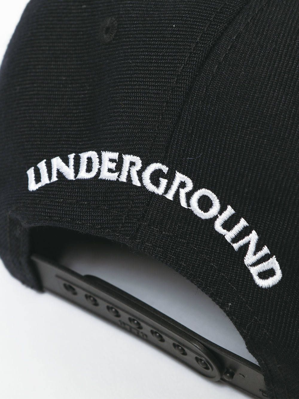 SLICK SNAPBACK-CAP