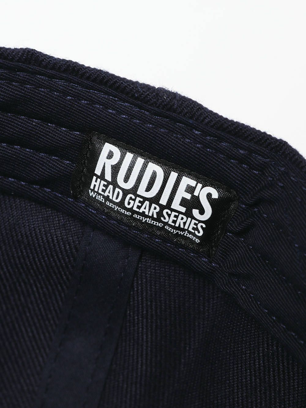 SLICK SNAPBACK-CAP