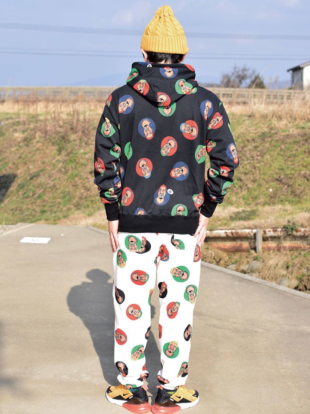 ROLLING CRADLE - WORM MAN SWEAT-PANTS | DOLL