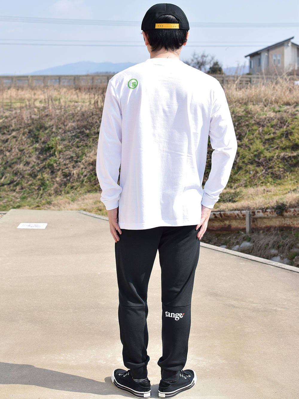 chillin TIME L/S tee