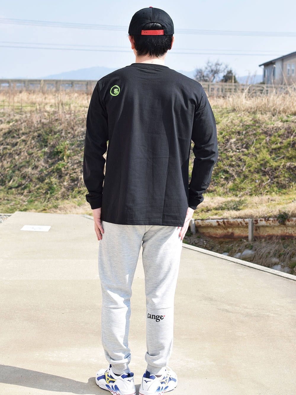 chillin TIME L/S tee
