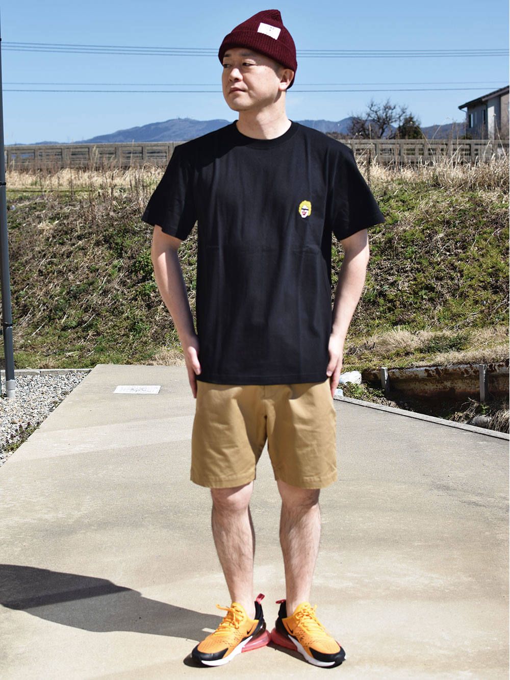 目線ピエロTEE
