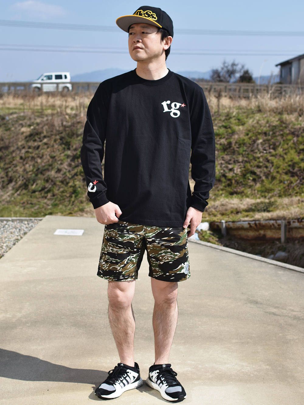 rg logo with big star L/S tee