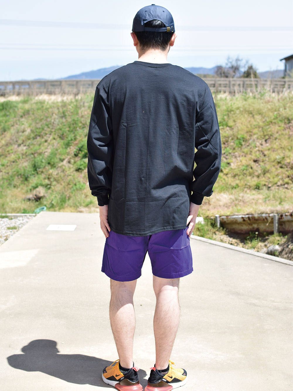 EMBROIDERED OUTLINED L/S