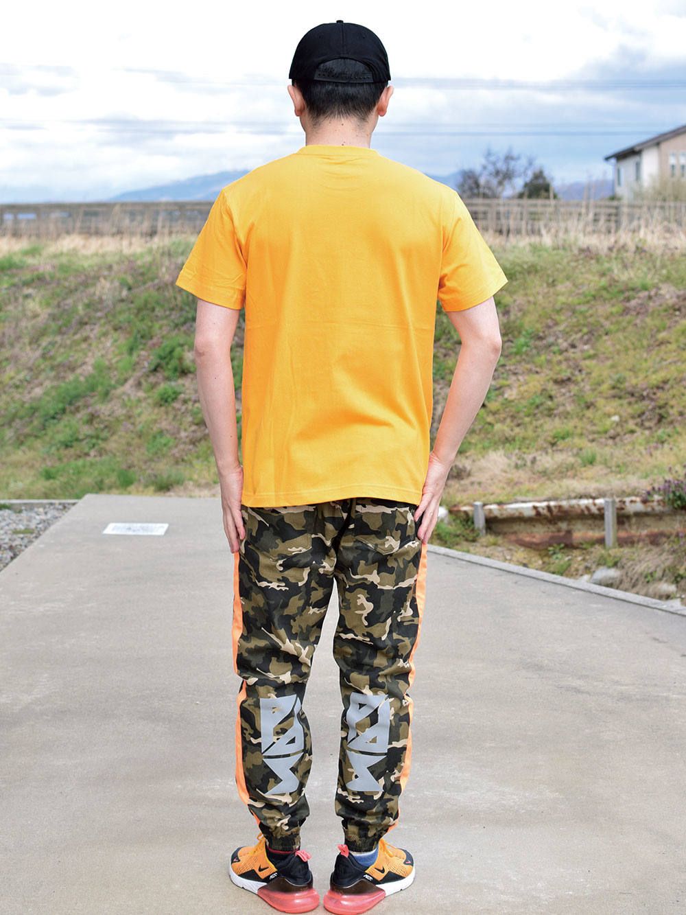 MAG LOGO Tee