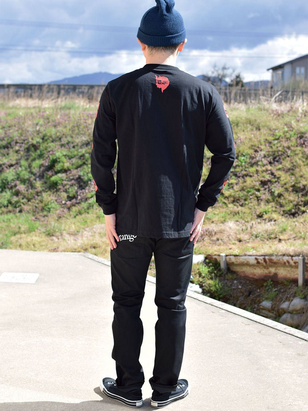 range devil girl L/S tee