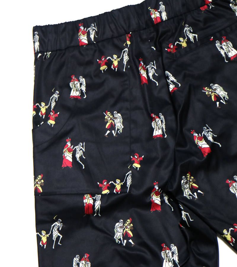 DANCE MACABRE-SHORTS