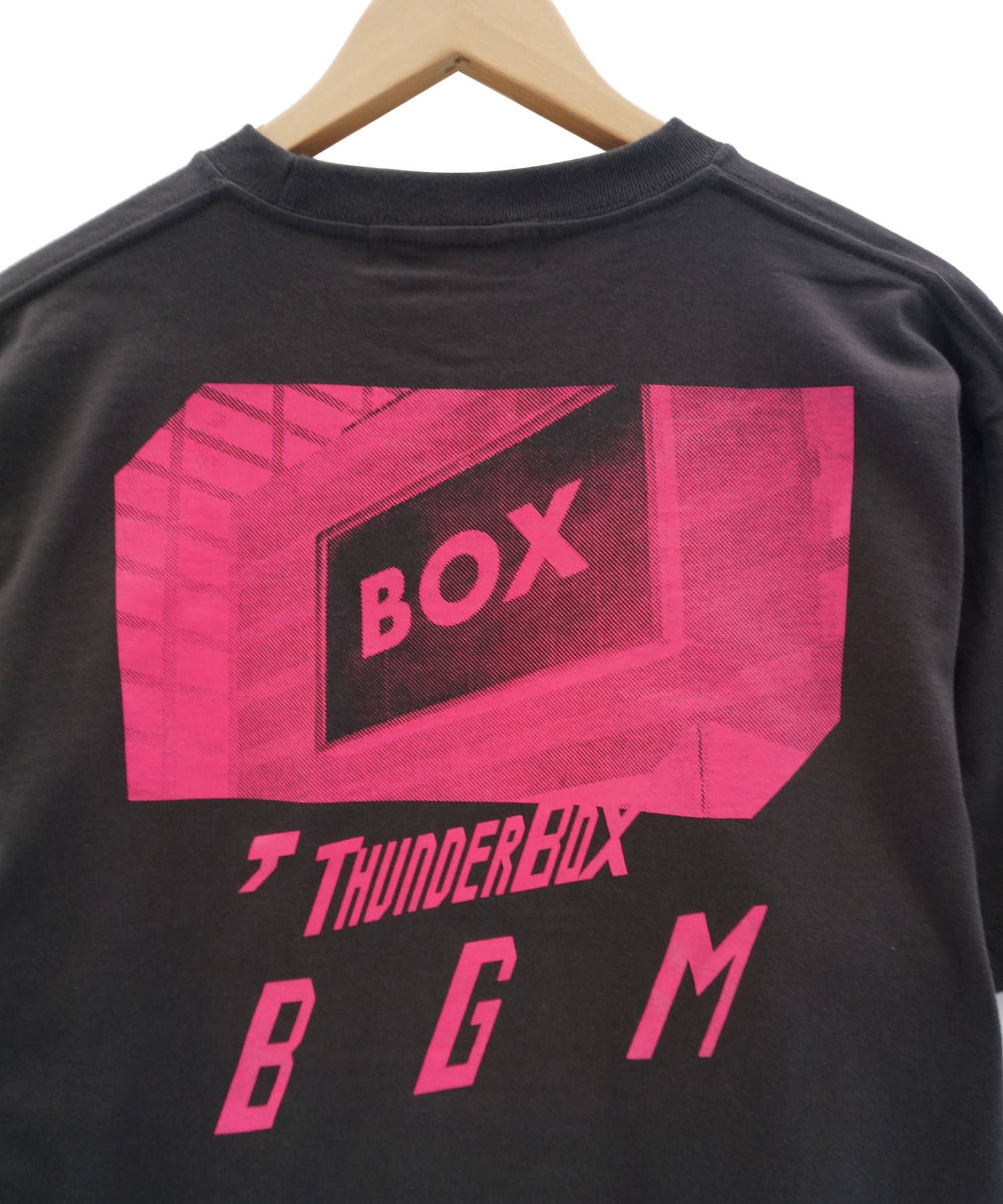 BOX GOES MAD-TEE