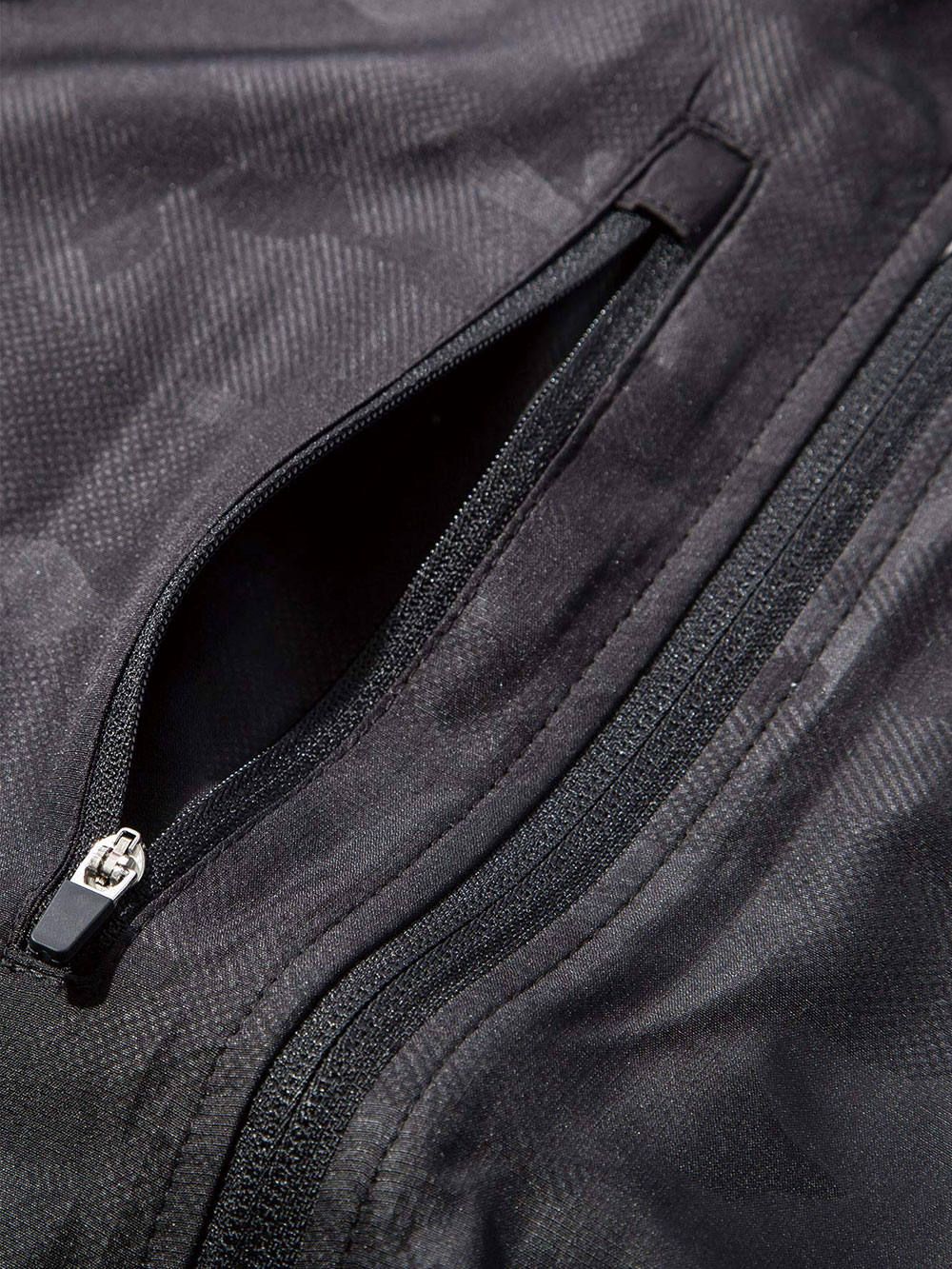 STAND-JACKET