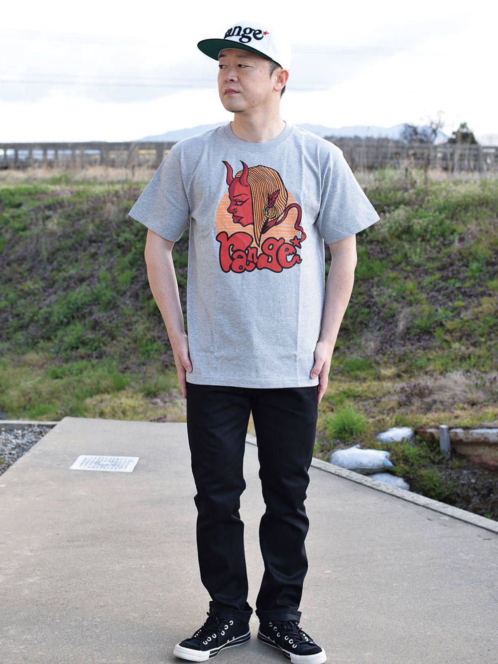 range devil girl s/s tee