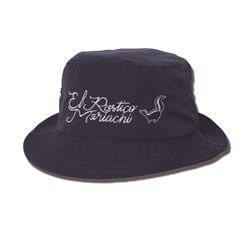 BUCKET-HAT