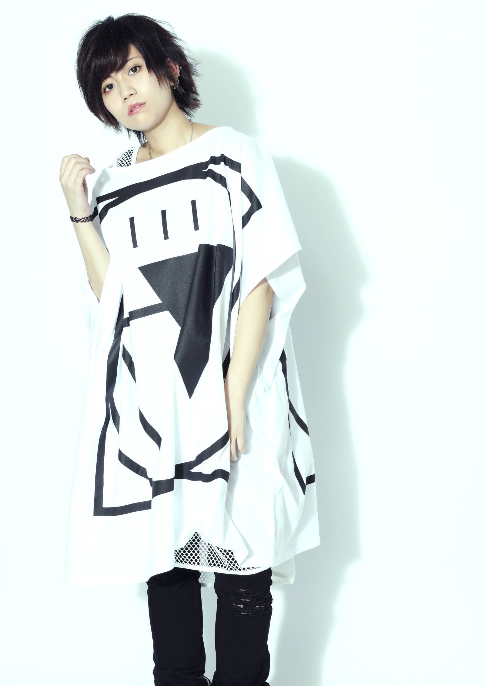 CRYPTIC -Square Sleeveless-
