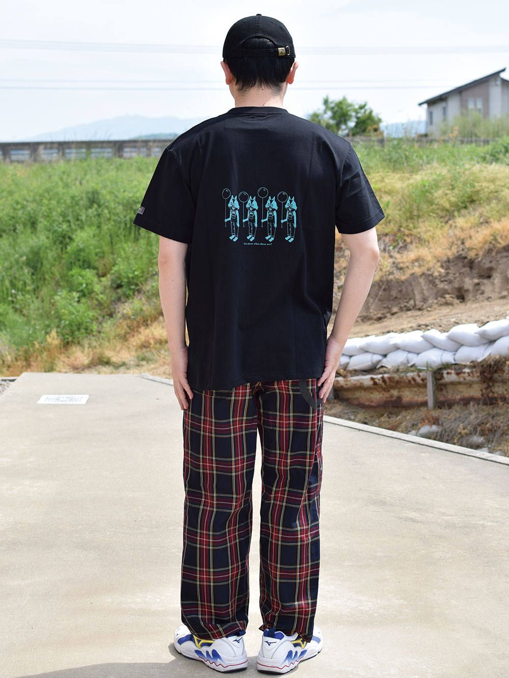 LIKE A ROBBIE-TEE