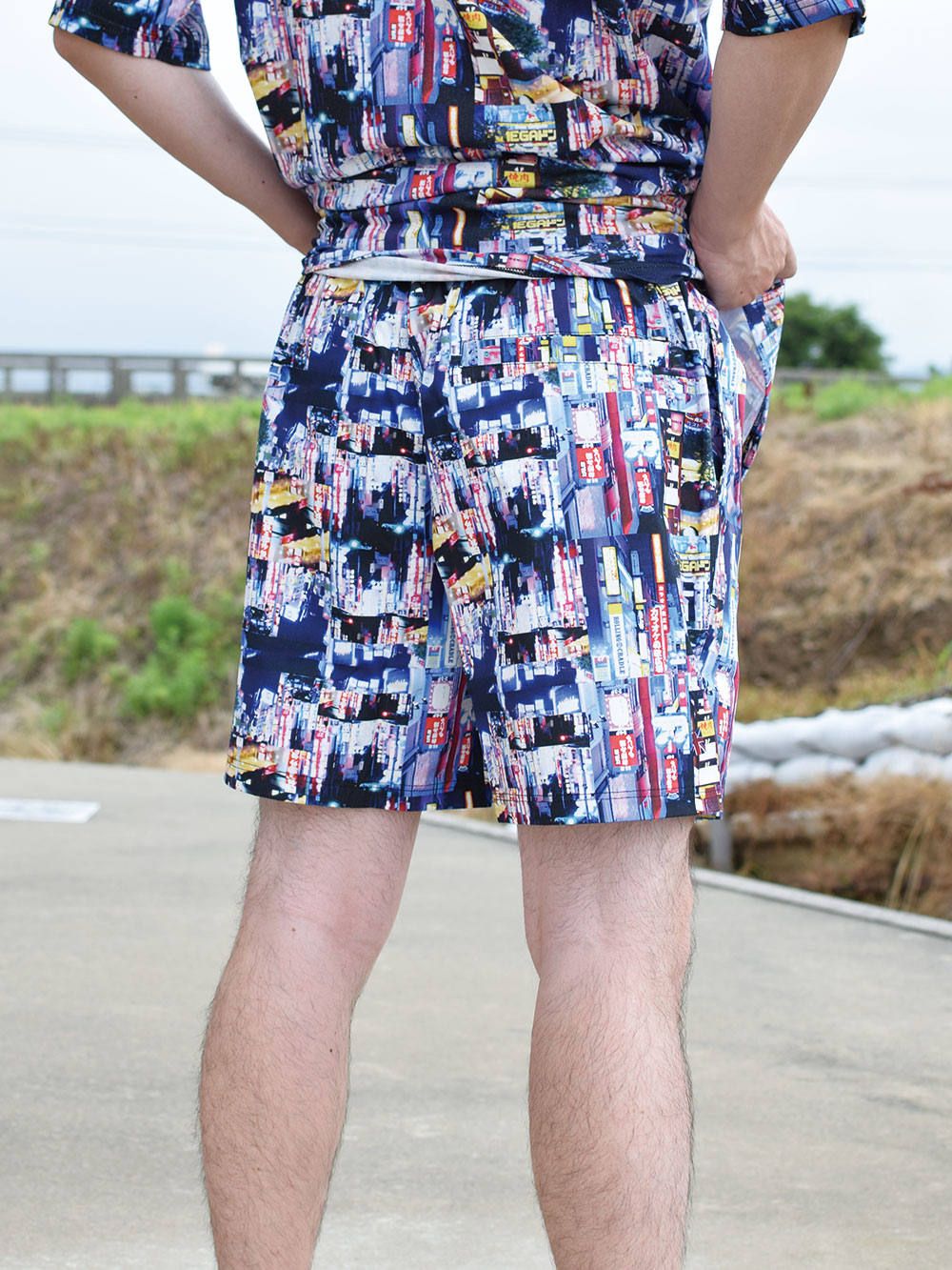 NEO TOKYO-SHORTS
