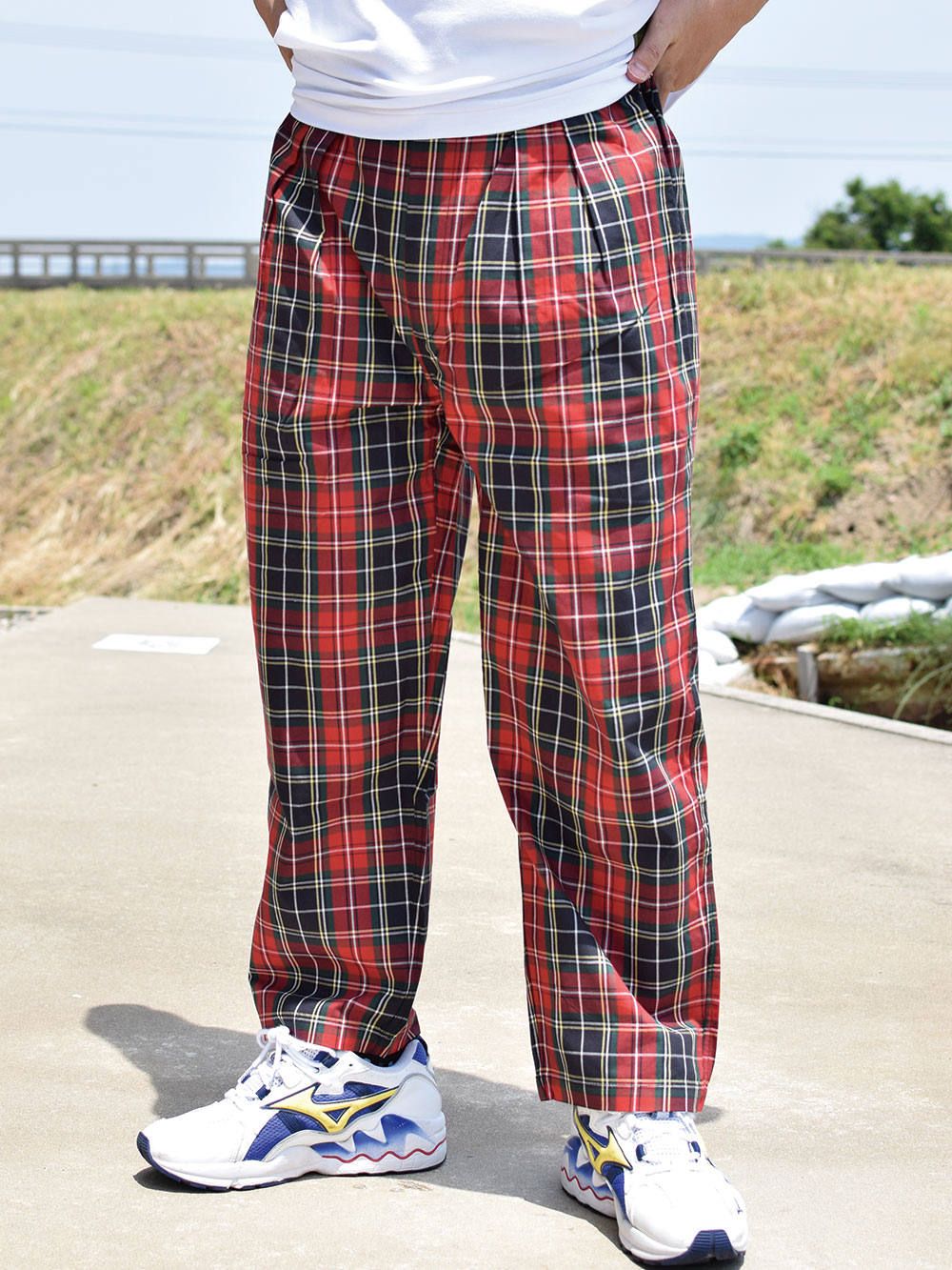 CHECK-SLACKS