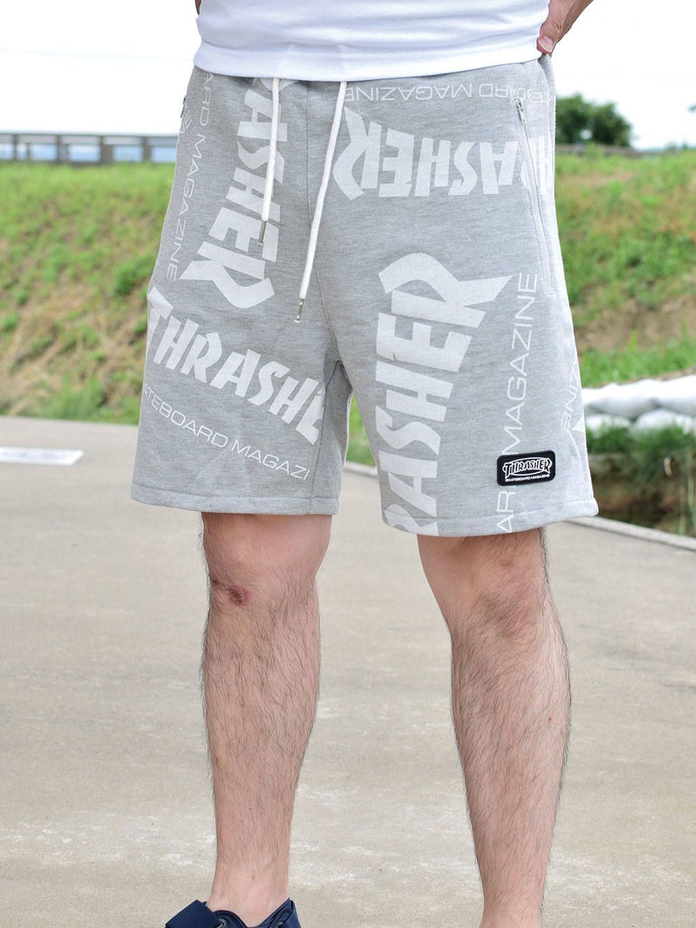 ALLOVER MAG-SHORTS