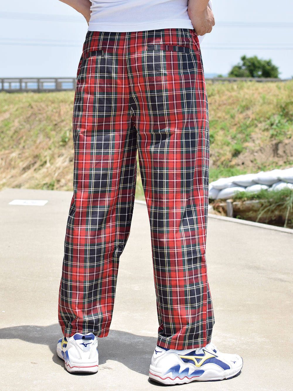 CHECK-SLACKS