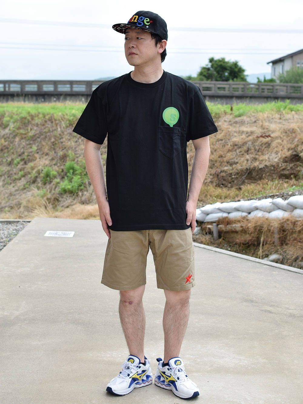 big pocket s-dot s/s tee