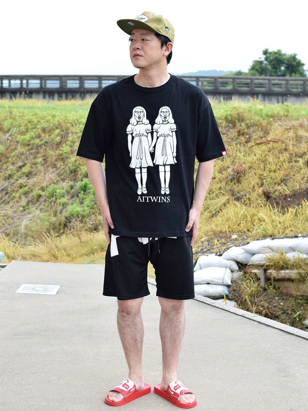 PUNK DRUNKERS - 双子BIG TEE | DOLL