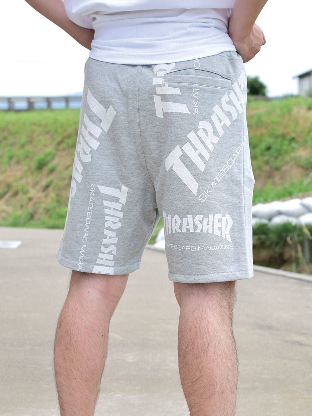 ALLOVER MAG-SHORTS