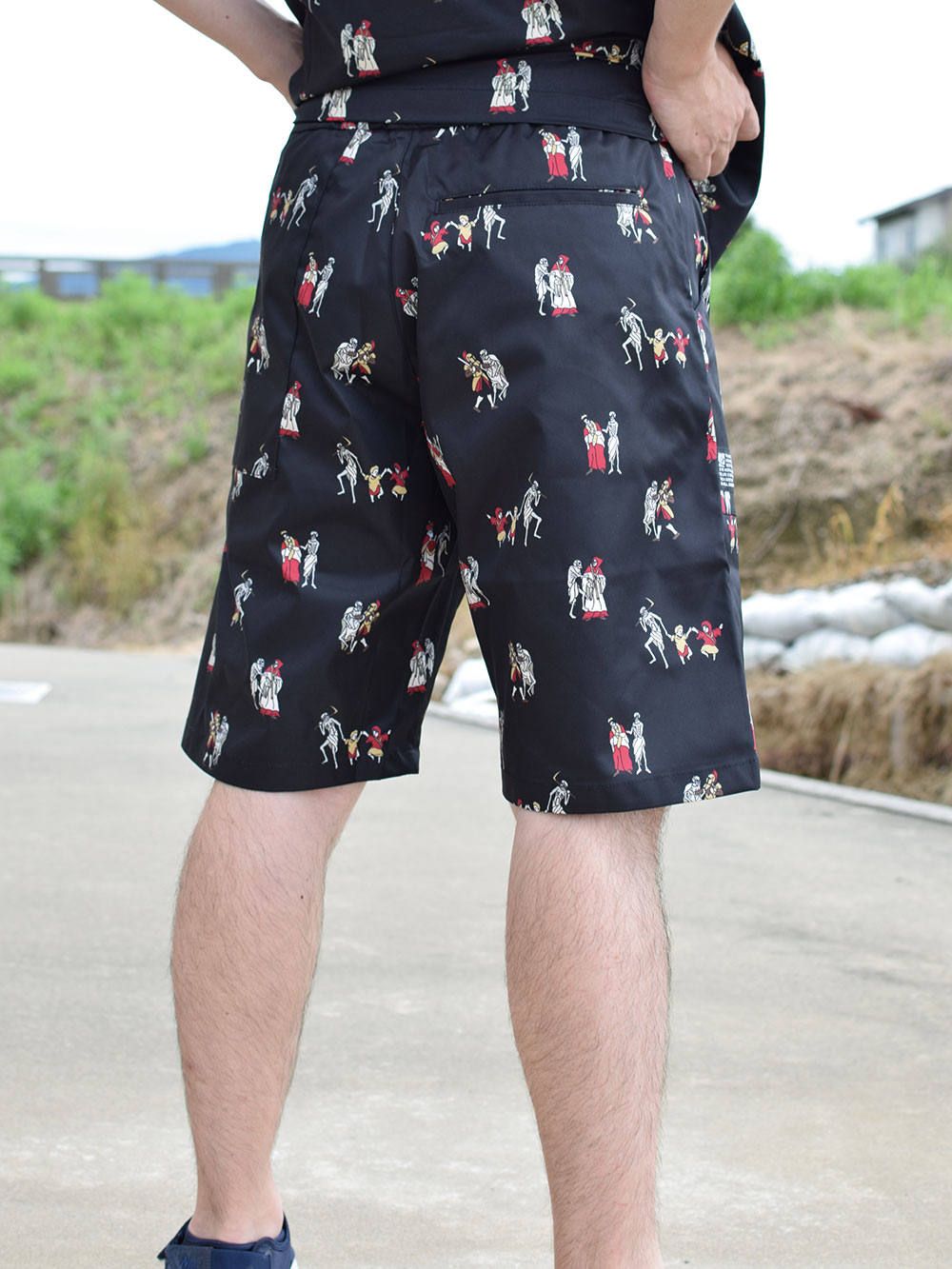 DANCE MACABRE-SHORTS