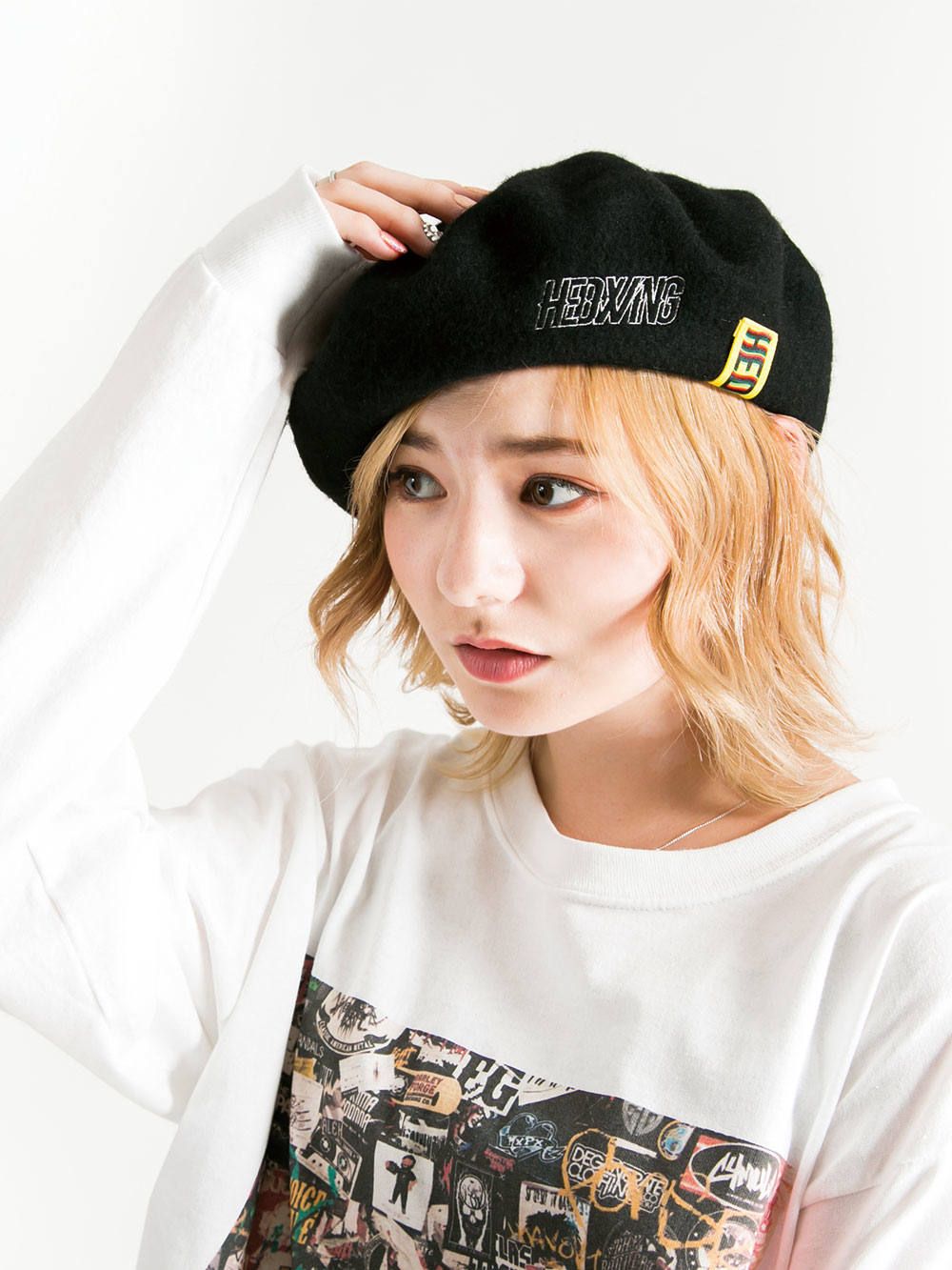 Line Logo Beret