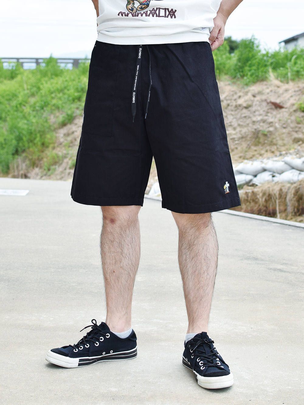 CHILLAXING-SHORTS