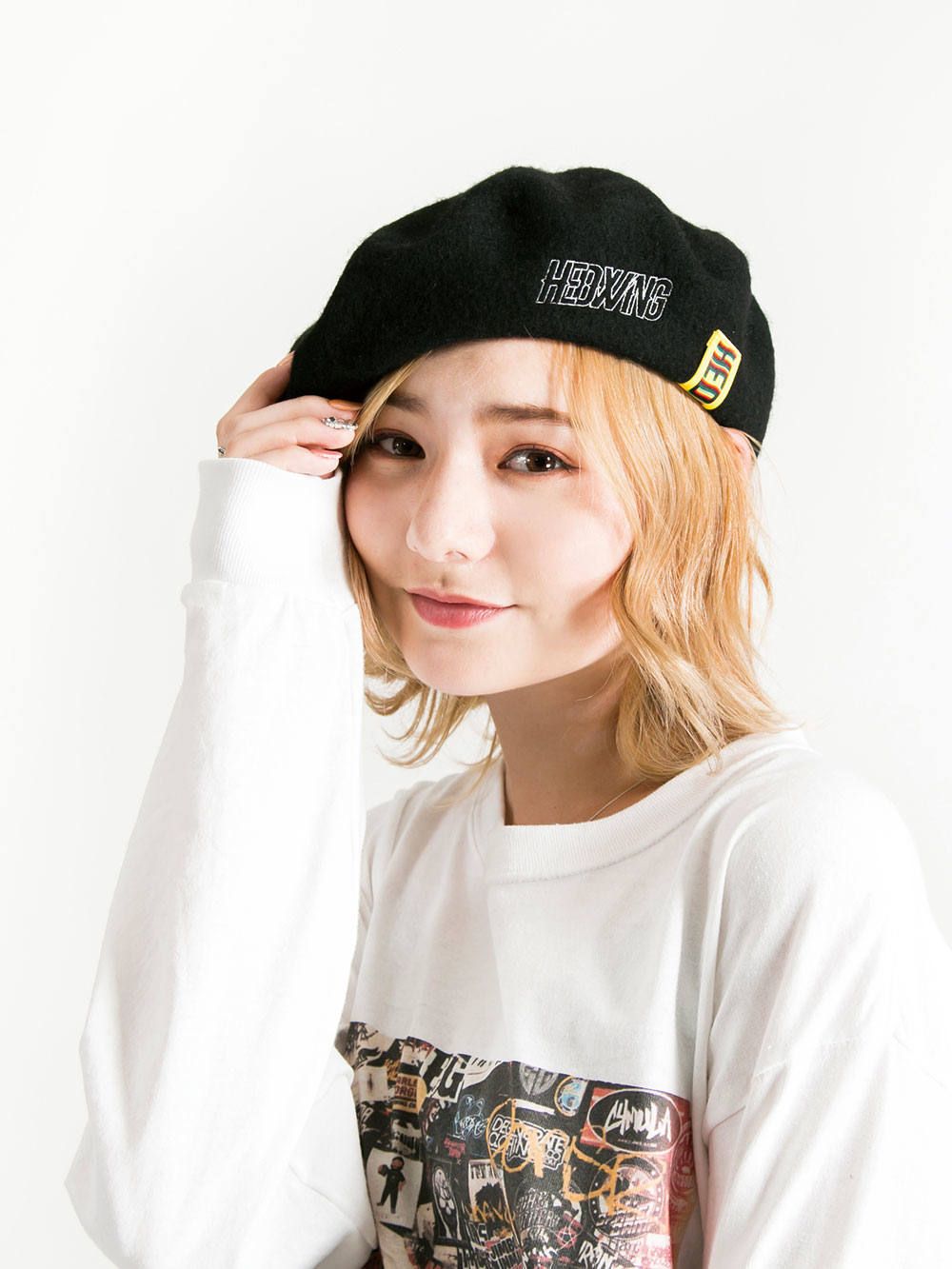 Line Logo Beret