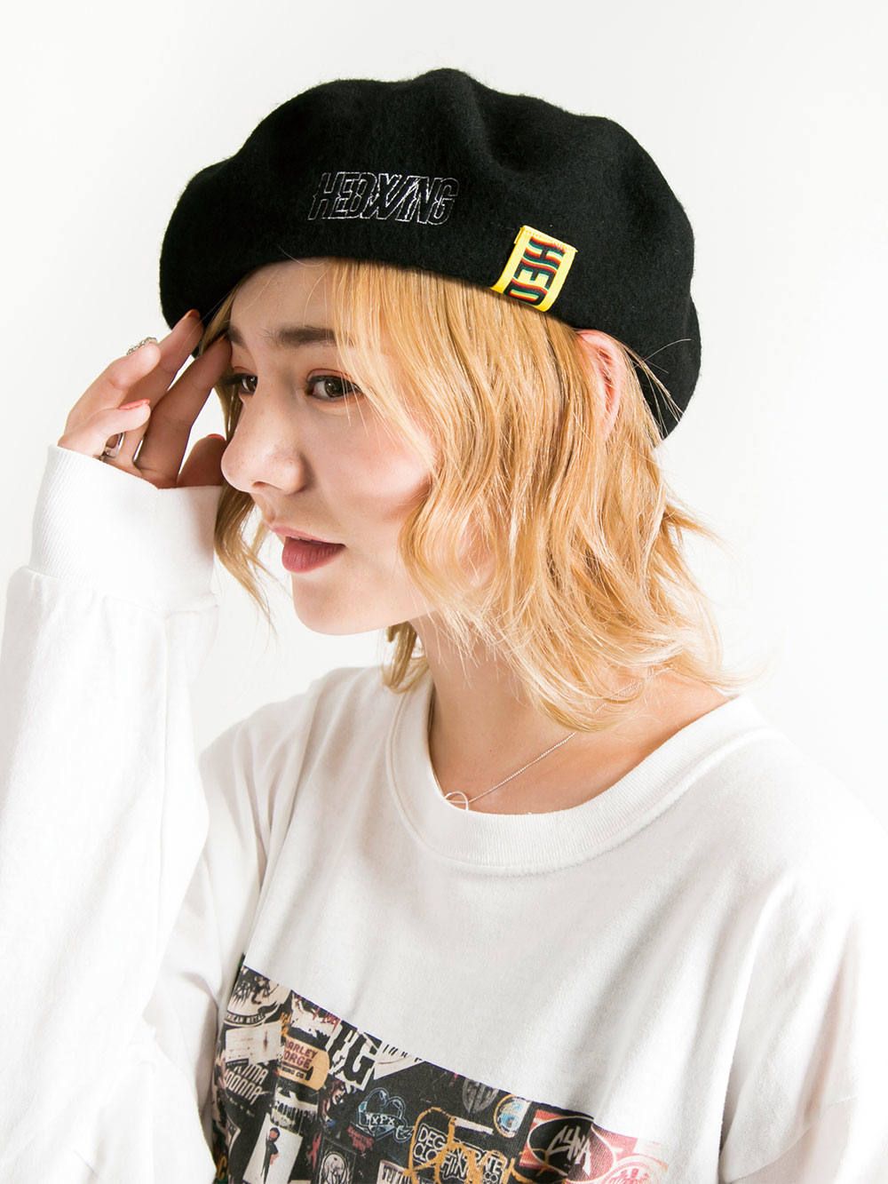Line Logo Beret