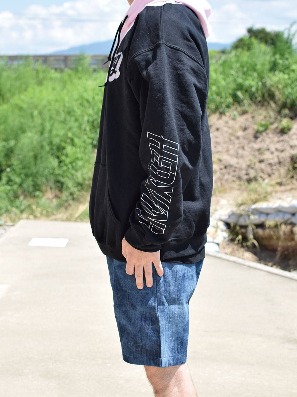 【 DOLL×HEDWiNG】Cross Cut Hoodie