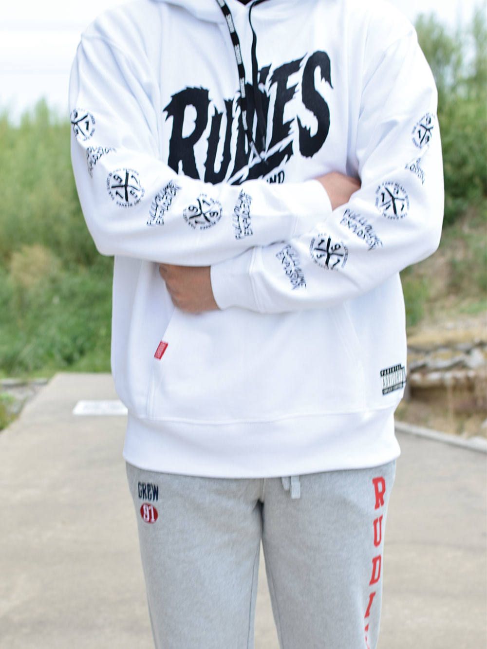 BRISTLE HOOD-SWEAT