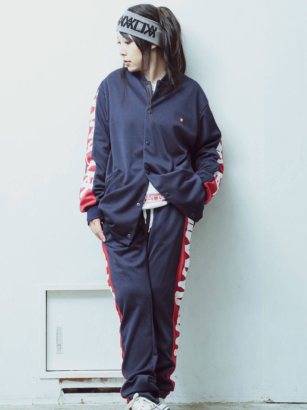 JOGGING JACKET : MISFIT