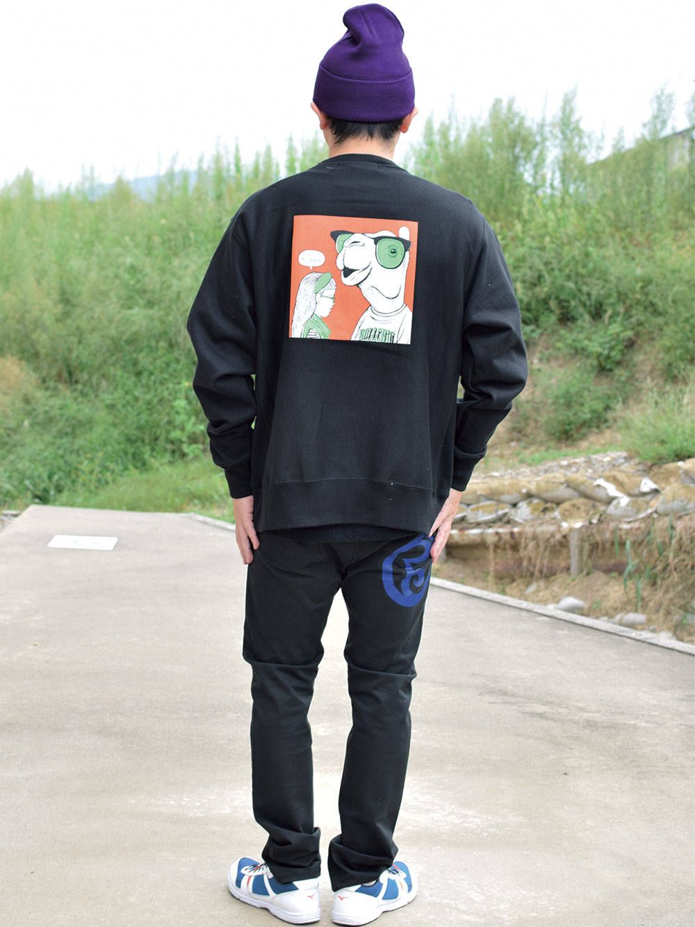 WONDER LAND-SWEAT