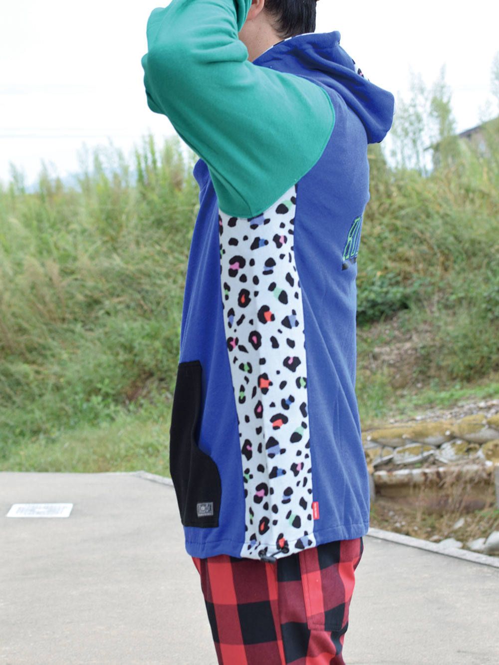 LOOSE-HOODIE
