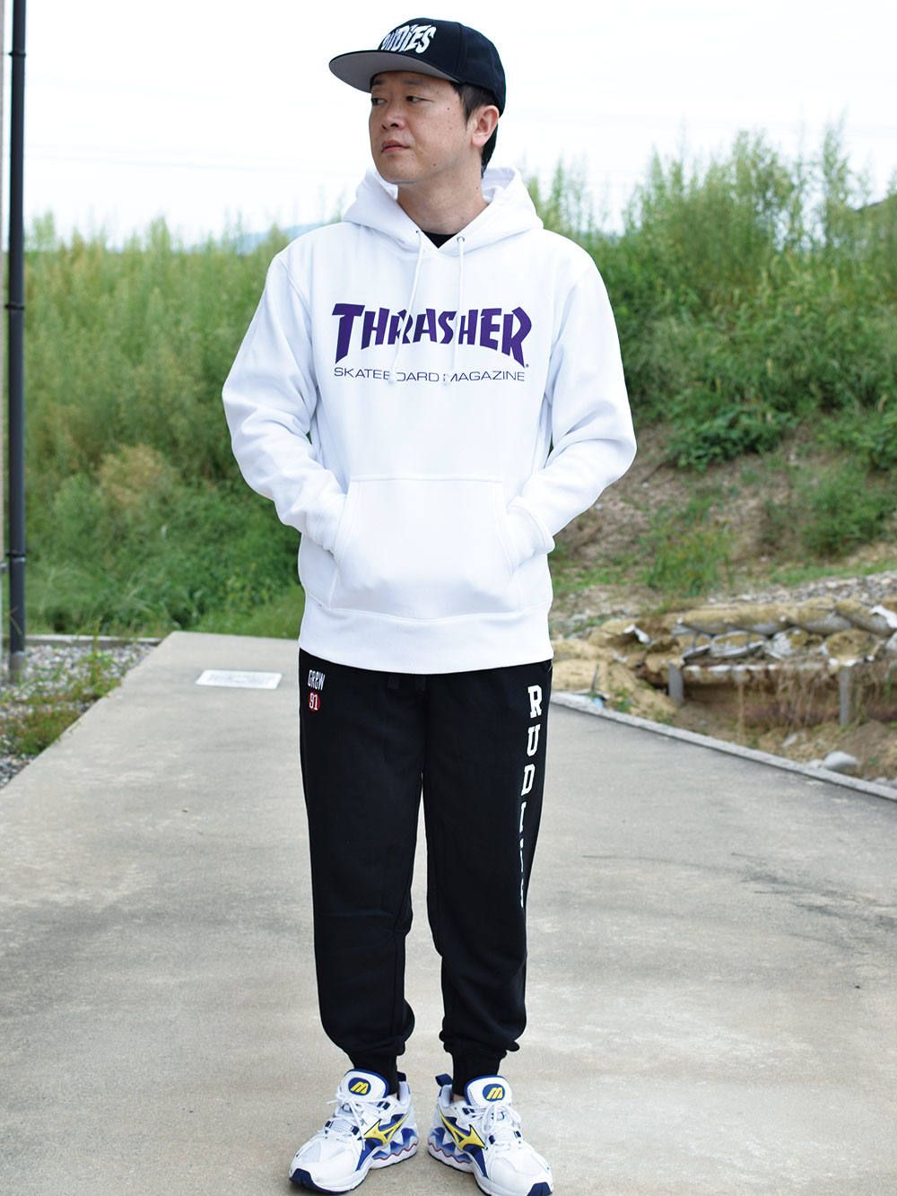MAG LOGO-HOODIE