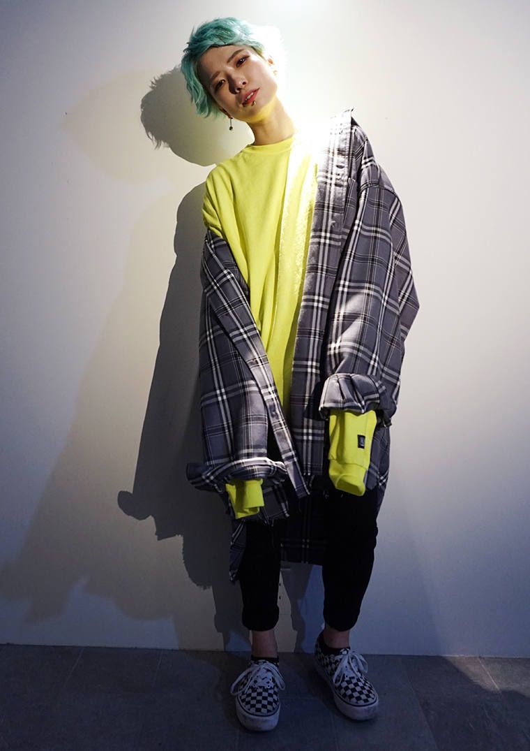 17 [ FRAYED HEM LOOSE SHIRTS ]
