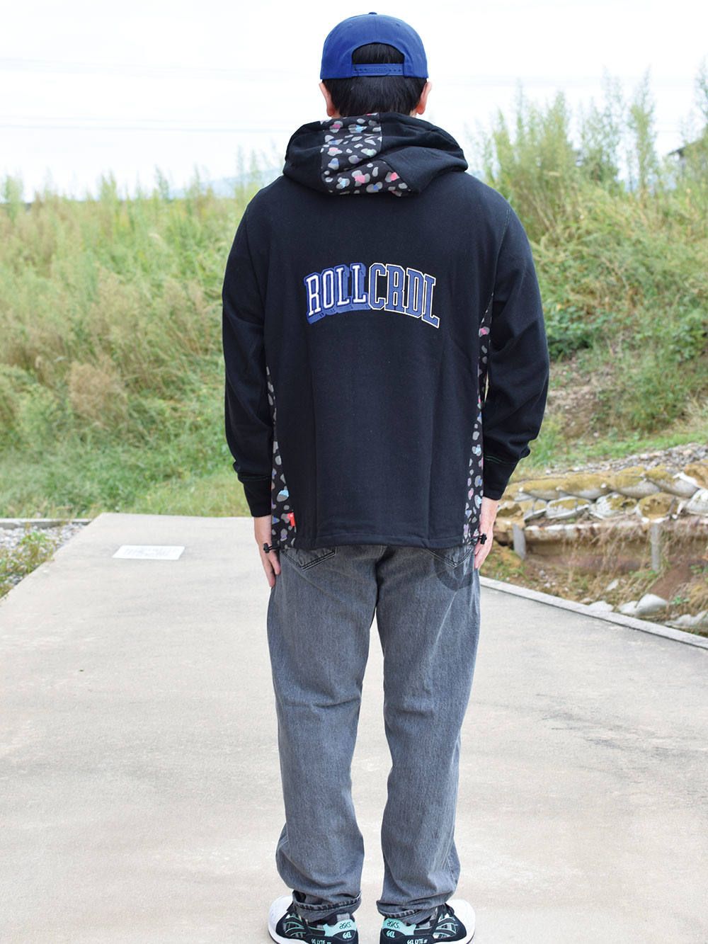LOOSE-HOODIE