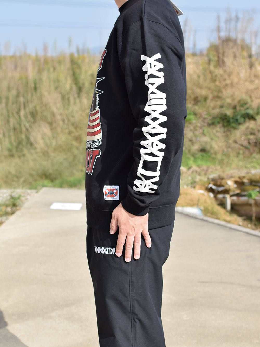 P/O SWEAT - BLACK LIST