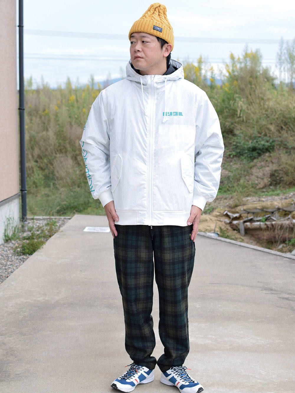 SHOUT HOODED BOMBER-JACKET
