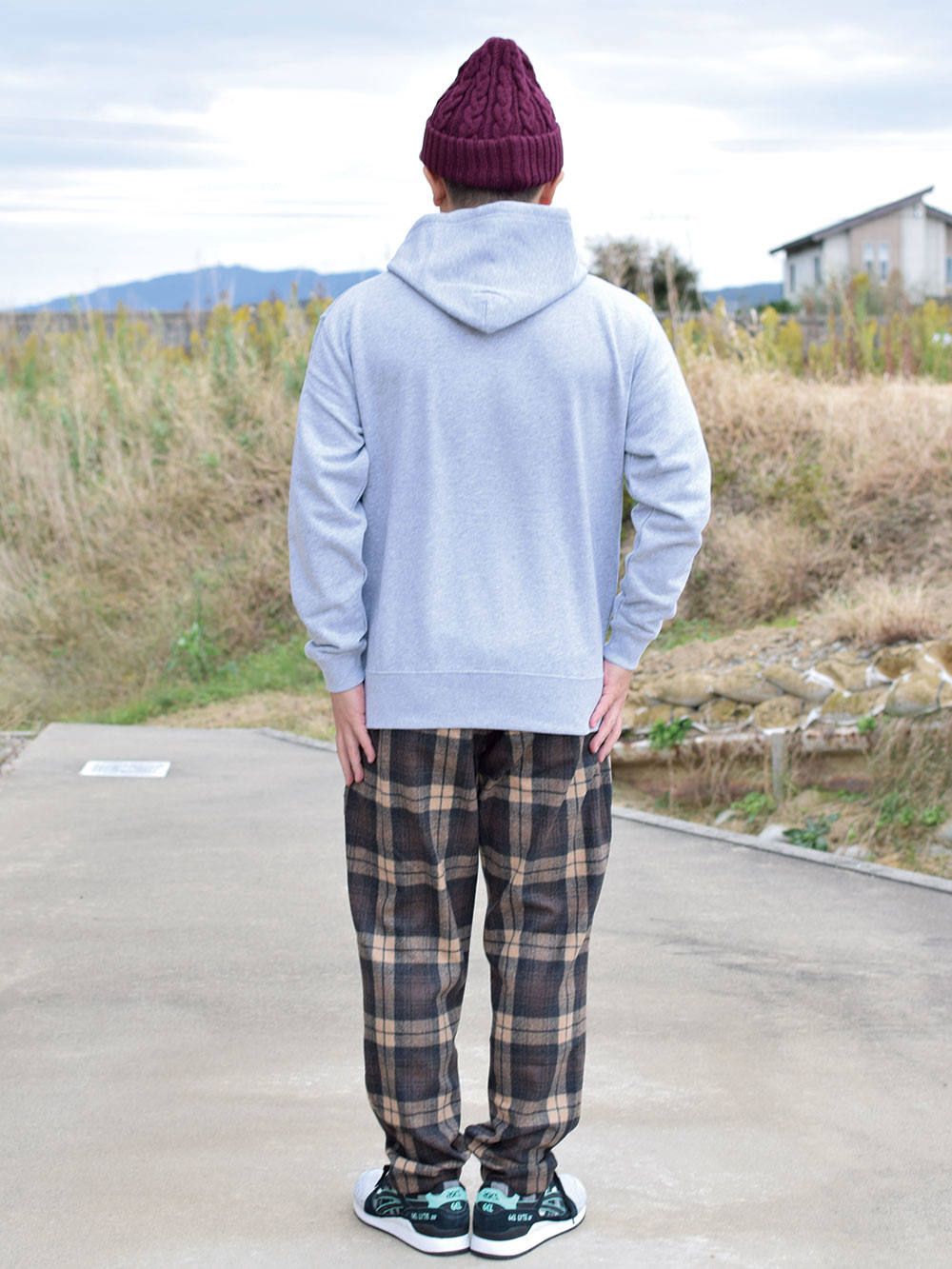 SKATE HAND-HOODIE